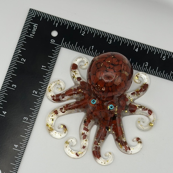 Red Jasper Crystal Chips and Gold Foil Flakes in Resin Octopus Figure - Picture 8 of 8